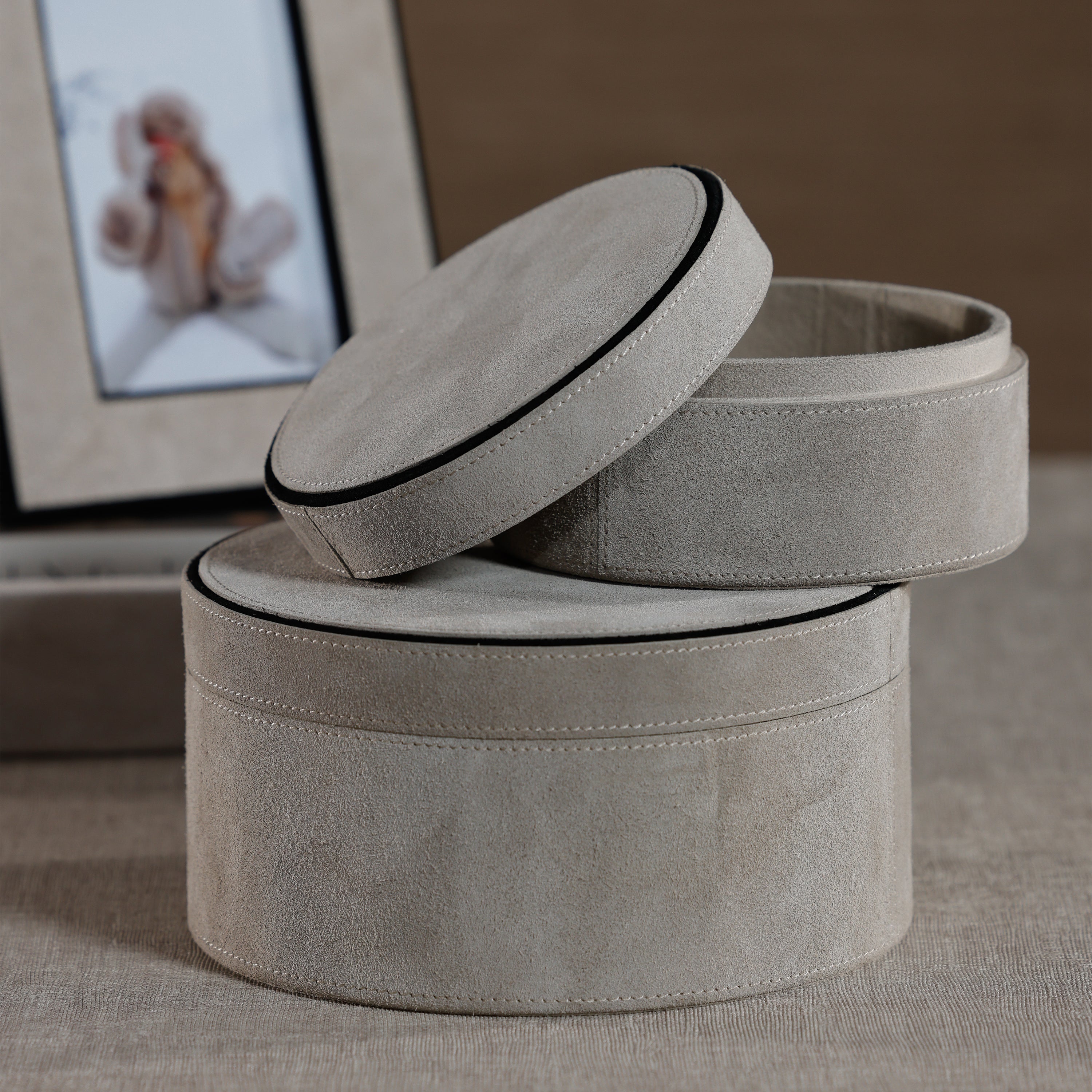 Suede Leather Round Storage Box - Image 2